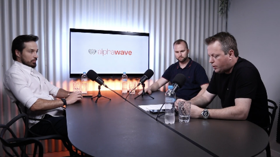 AlphaWave: Lançamento do Alphacast e Resultados de Fevereiro
